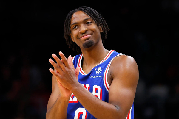 马克西斩获NBA体育精神大奖！