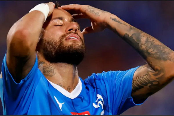 内马尔将重返希拉尔，坦言“痛并快乐着”