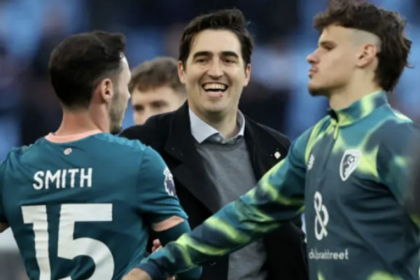 英超：阿斯顿维拉1-1伯恩茅斯战平，埃瓦尼尔森头球救主！