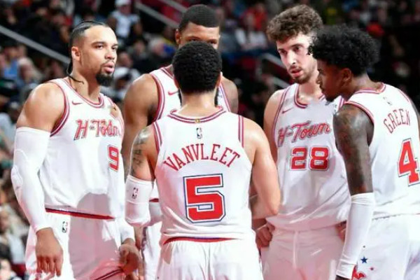 火箭108-102力克小牛，杰伦格林森贡联手发威！