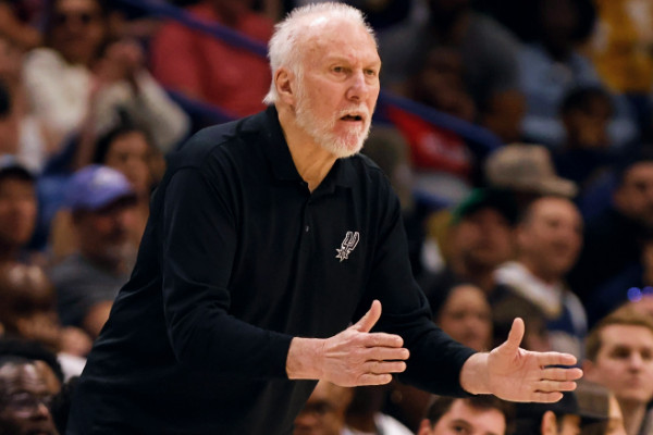 波波维奇因病缺席,马刺仍胜森林狼!