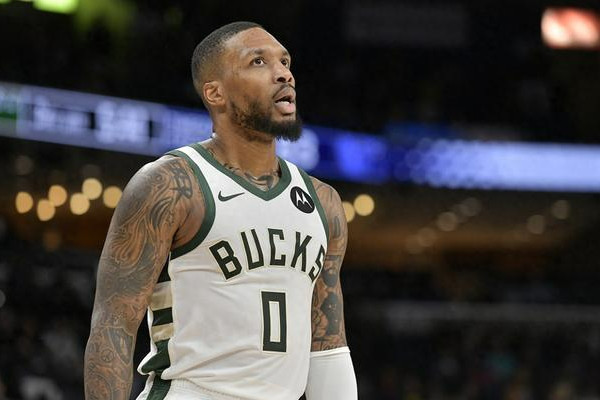 达米安·利拉德伤愈回归,将携手阿德托昆博共战火箭!