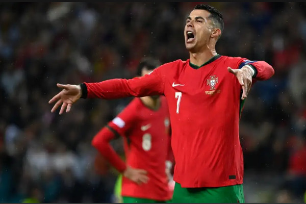 马丁内斯点赞葡萄牙前锋席尔瓦，表示跟C罗不同