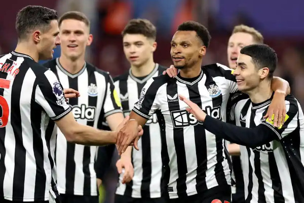 曼联惨败纽卡斯尔，内维尔痛批“国内最差英超球队”