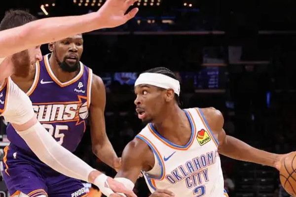 SGA加冕MVP改写雷霆王朝序章！约基奇饮恨亚军却成NBA“无冕之王”