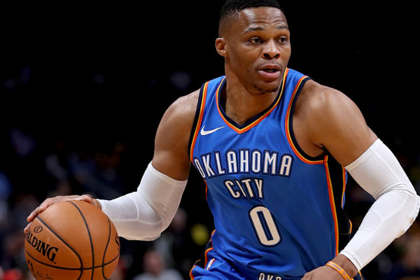 威少左手手术宣告赛季变局！掘金熄火，马龙如何破局西部混战？